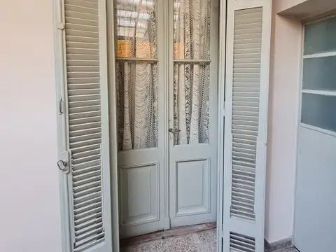 Depto Tipo Casa en Venta 60 años