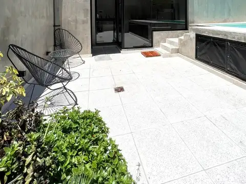 Cafferata 1500, Piso 5