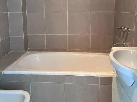 Av Juan Bautista Alberdi al 6600