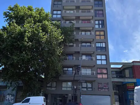 Departamento en Alquiler en Mataderos, $ 420.000