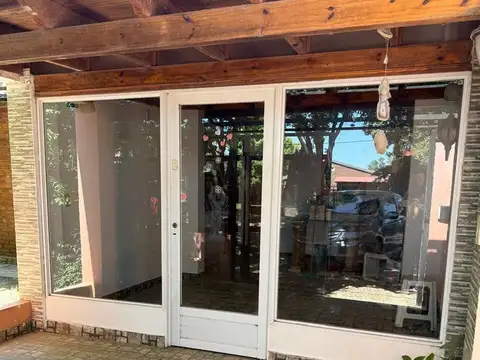 Casa en Ricardone con Local