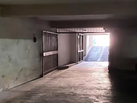 Cochera en Venta Cubierta