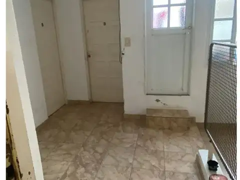 VENTA 3 DEPARTAMENTOS CON GALPON Y SALON COMERCIAL