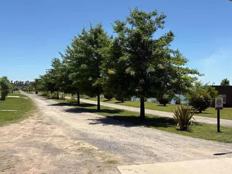 Km 69,5 Acceso Oeste.