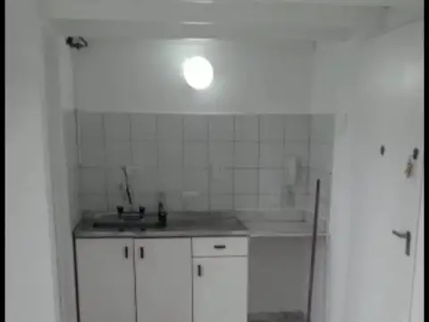 MONOAMBIENTE C/ALTILLO FRENTE APTO PROF 2 BALCONES RECICLADO EXCELENTE UNIDAD Y ZONA