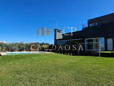 Oportunidad Casa Grande Naudir