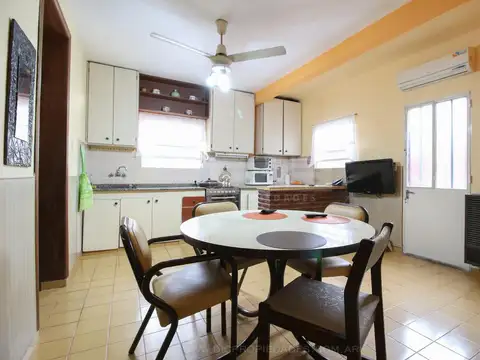 Depto Tipo Casa en Venta en Villa Adelina, USD 170.000