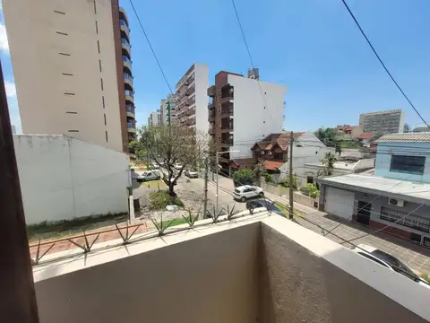 Brandsen 6069 , Piso 2