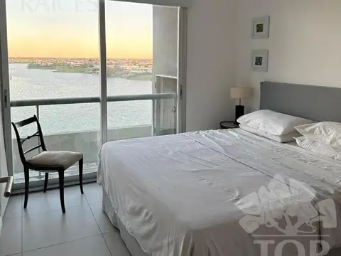 Departamento en Alquiler con 1 cocheras