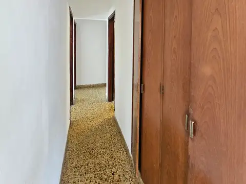 Casa en alquiler en Bernal