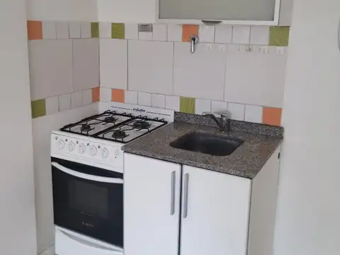 Departamento en Alquiler en Monserrat, $ 380.000