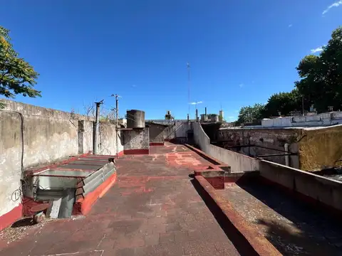 CASA 4 AMBIENTES VENTA PARQUE PATRICIOS