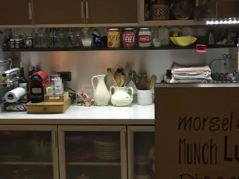 IMPECABLE  - CASTELAR NORTE -