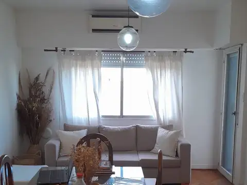 FLORESTA.GUALEGUAYCHU 1800. DTO.3 AMB.AMPLIOS + BALCON CORRIDO + COCHERA FIJA CUBIERTA