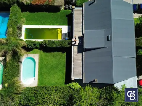 Venta de Casa apta crédito con pileta en Barrio La Madrugada 1, Pilar