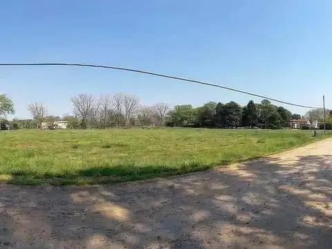 Terreno en venta - 700mts2 - Exaltación De La Cruz