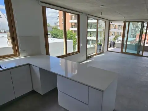 ACASSUSO 100, Piso 5