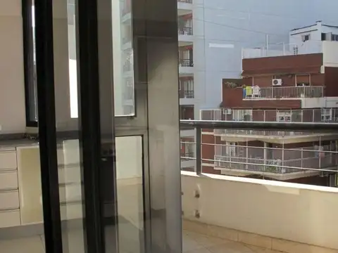 Departamento en Alquiler con 1 cocheras