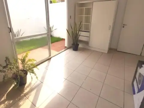 Departamento en Venta en Pilar, USD 75.000