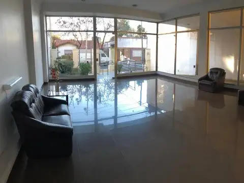 SAN MARTÍN Nº 763 2º A E/ ENTRE RIOS Y SANTA FE.-