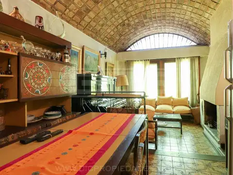 Ucrania al 2100 entre Piedrabuena y Guayaquil