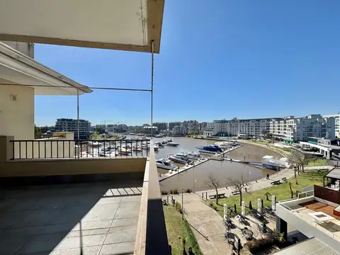 Terrazas de la Bahia II 100