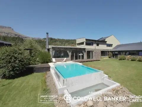 Venta Casa San Martin de los Andes 310 m2 con vistas y piscina climatizada B° El Casco
