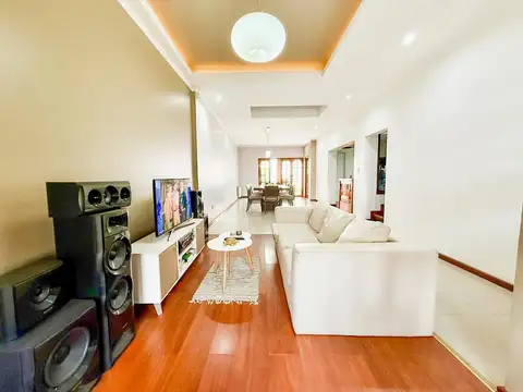 Pje Dorado  2200 - Casa de 3 dormitorios en Jorge Cura, Rosario