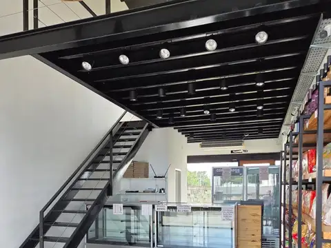 Local en Alquiler 1 año