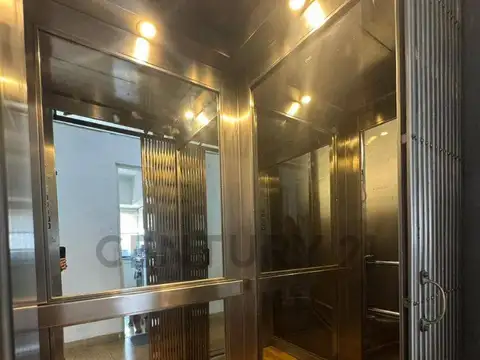 Juan Francisco Olmos 100, Piso 0