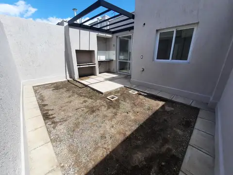 Depto Tipo Casa en Venta de 2 dormitorios