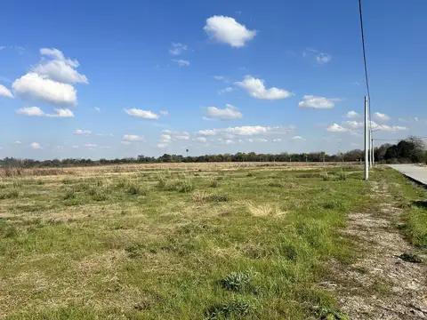 Venta. Lote con vista al campo. Capilla del Señor. Exaltacion de la Cruz