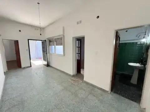 Depto Tipo Casa en Alquiler de 3 ambientes