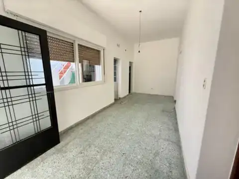 Depto Tipo Casa en Alquiler de 2 dormitorios