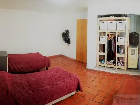 Casa 2 ambientes con 1 baño
