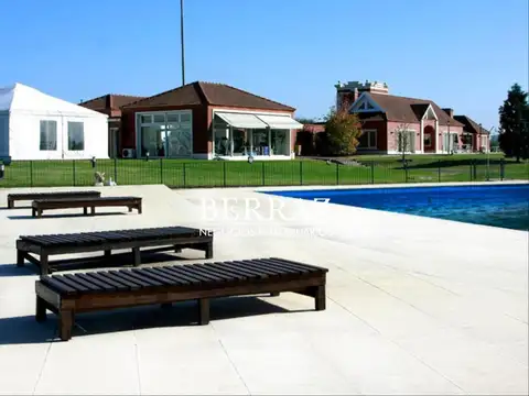 Terreno en Venta de 673,0 m2