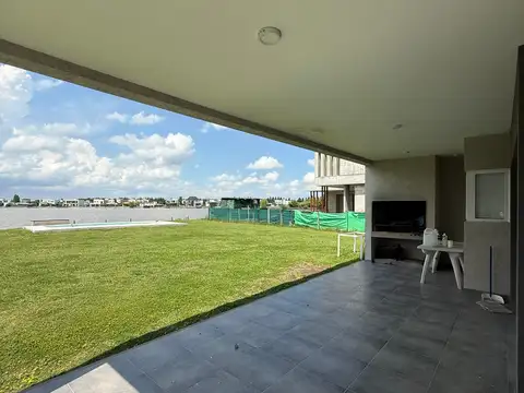 IMPECABLE 4 AMBIENTES, VISTA AL LAGO