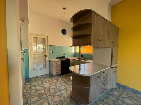 Casa en Venta en Parque Chacabuco, USD 165.000