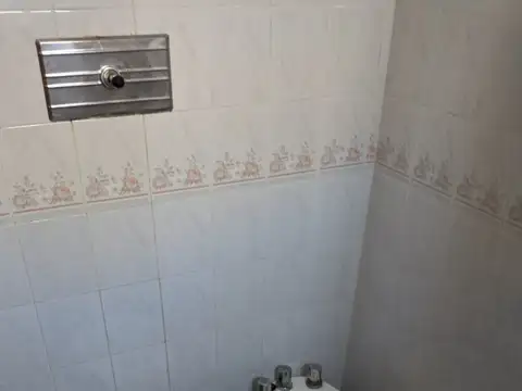 Depto Tipo Casa 3 ambientes con 2 baños