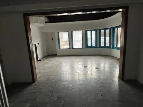 LOTE EN VENTA IDEAL USO COMERCIAL