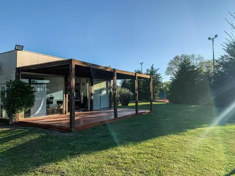 Terreno en Venta en La Alameda, USD 44.199