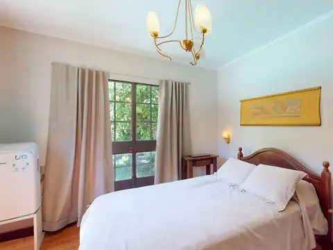 Calle 49 entre 15 y 16 1600