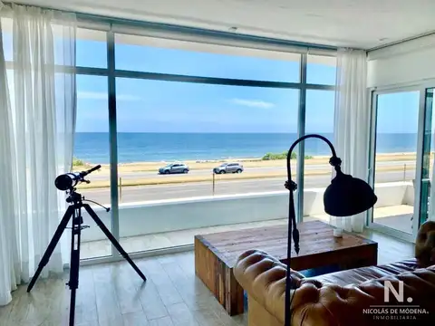 Casa 6 ambientes con 8 baños