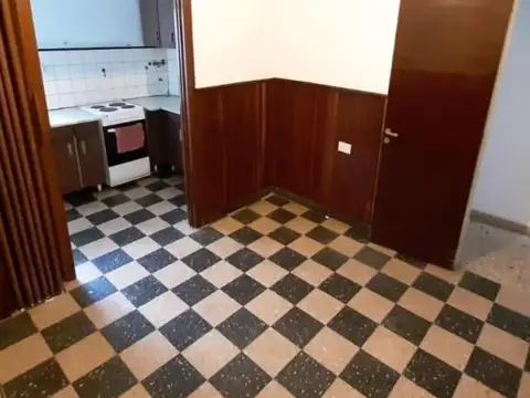 LOCAL Y CASA EN VENTA EN LA PLATA EN BLOCK - ZONA CENTRO