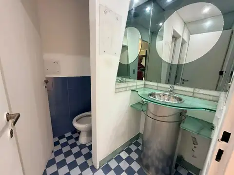 Montevideo e/ Lavalle y Uruguay