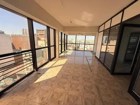 Oficina en Venta 15 años