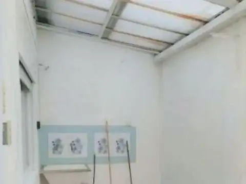 Depto Tipo Casa en Venta 50 años