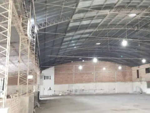 Galpon en Alquiler en Centenario, USD 20.000