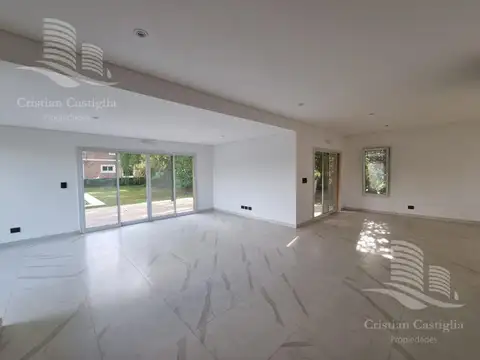 Casa en Venta en Boat Center, USD 430.000