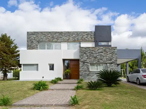 CASA 5 AMBIENTES VENTA EN EL PRINCIPADO CANNING